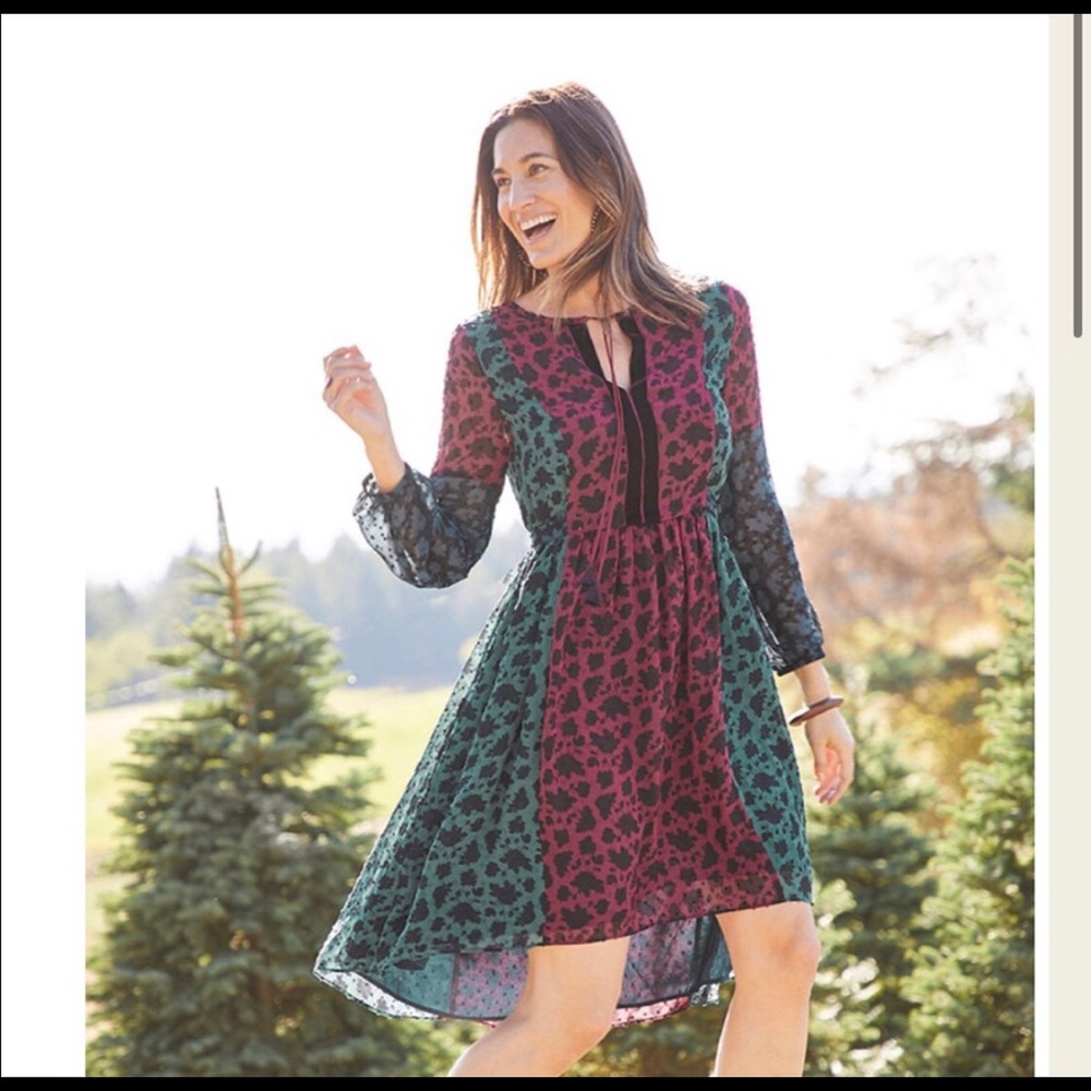 Pretty little party dress large